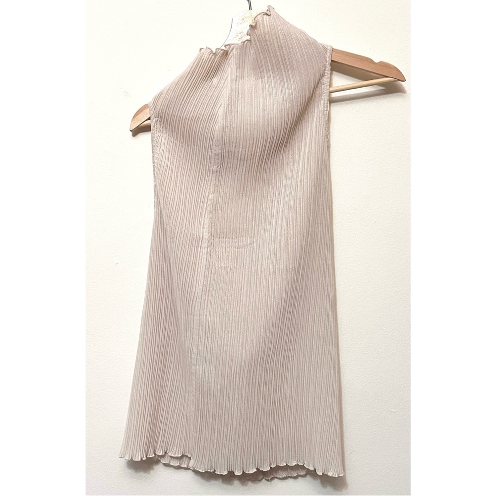 Jil Sander • XL • Pleated Sleeveless Slanted Turtleneck Shell Tank Top Cream